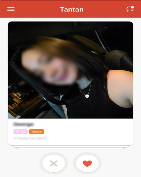 Perfil feminino no Tantan